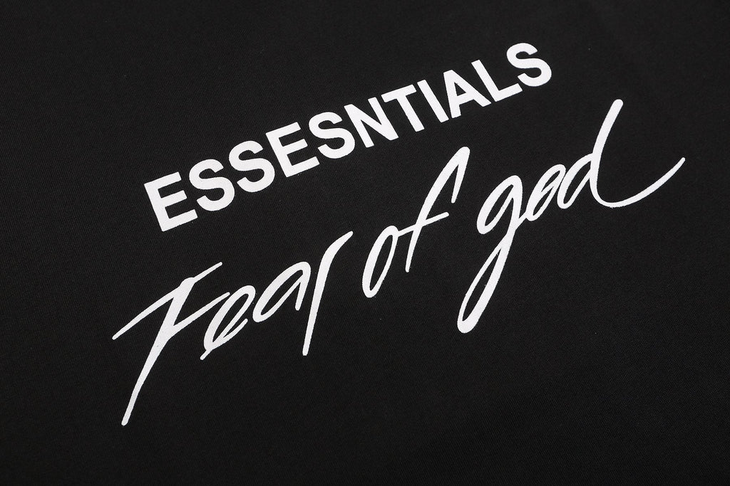 ESSENTIALS Logo Graphic T-Shirt ¡ª detail